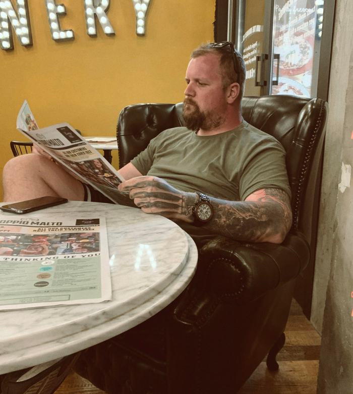 zeitung lesen zeitung lesen